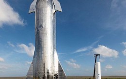 Sửng sốt trước tàu vũ trụ khổng lồ của SpaceX