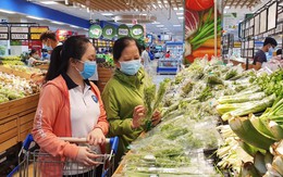 Thắt hầu bao, cắt giảm chi tiêu không cần thiết nhưng người Việt vẫn chi 'mạnh tay' hơn so với thế giới