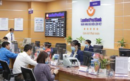 Loạt người nhà lãnh đạo LienVietPostBank đăng ký bán cổ phiếu LPB