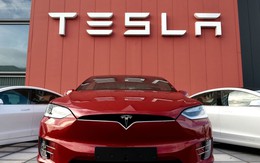 Tesla 'đổ thêm dầu' vào cuộc chiến xe điện khi giảm giá lần thứ 6 tại thị trường Mỹ, nhiều đối thủ cạnh tranh đau đầu lo cách đối phó