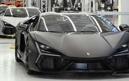 Bán siêu xe đỉnh như Lamborghini: Mở sự kiện VIP trước ra mắt và chốt hết đơn hàng Revuelto cho 2 năm