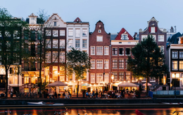 Chuyện lạ: Amsterdam chạy chiến dịch 'Stay Away', 'đuổi' bớt khách du lịch, biết lý do nhiều người ủng hộ nhiệt tình