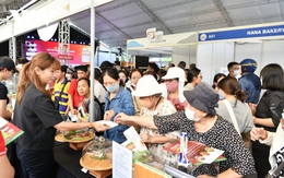 Lễ hội Bánh mì Việt Nam tại TP.HCM: Lễ hội hay hội chợ?