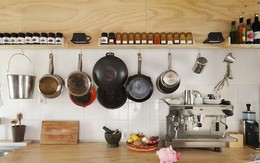 5 dụng cụ nhà bếp chứa chất độc chết người nên thay thường xuyên