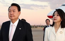 Hôn nhân 10 năm đáng ngưỡng mộ của vợ chồng Tổng thống Hàn Quốc: Đến với nhau lúc "xế chiều", không có con chung vẫn mặn nồng sau bao giông bão