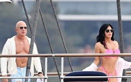 Bạn gái diện bikini cùng tỷ phú Jeff Bezos trên siêu du thuyền 500 triệu USD