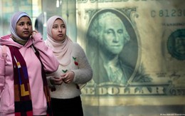 Tại sao sự thống trị của đồng USD đang suy giảm ở Trung Đông?