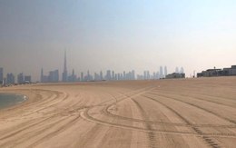 Cầm gần 800 tỷ đồng trong tay có thể mua được gì ở quốc gia Trung Đông?: Một đống cát!