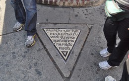 Mảnh đất tư nhân nổi tiếng nhất thành phố New York: Có hình tam giác cân đối, siêu nhỏ nhưng cũng siêu đắt, nghe giá mà "choáng"