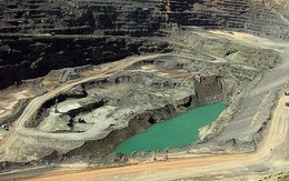 Mỏ quặng làm ‘đổi vận’ cả 1 quốc gia: Xuất kim cương ‘nhiều không đếm xuể’