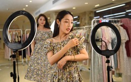 Cách TikTok Shop khiến người Việt chi 8.460 tỷ đồng một năm để mua hàng: Sản phẩm ở khắp mọi nơi, người dùng mua hàng bốc đồng dù không có ý định