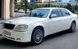 Bán limousine Hàn Quốc hàng hiếm giá 550 triệu, người bán chia sẻ: ‘Tặng thêm 1 xe để thay phụ tùng’