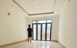 Người thuê chung cư Hà Nội "choáng váng" khi chủ nhà báo tăng giá