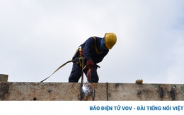 Toàn cảnh công trường xây dựng cầu dây văng lớn nhất Bắc Giang