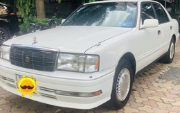 Huyền thoại một thời Toyota Crown 2001 rao bán giá 990 triệu đồng, đắt hơn Mazda6 'đập hộp'