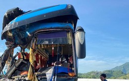 Xe khách gặp nạn trên cao tốc Nha Trang-Cam Lâm, 2 người tử vong, nhiều người bị thương