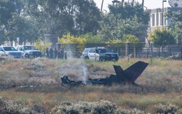 Máy bay rơi xuống cánh đồng ở Mỹ, 6 người thiệt mạng