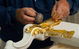 Tại sao vàng là kim loại mà lại mềm và dễ uốn?