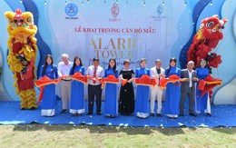 Khám phá nhà mẫu "căn hộ sinh đôi" đẹp như mơ của Alaric Tower
