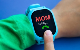 Phụ huynh có nên mua đồng hồ thông minh nghe gọi cho trẻ em không?