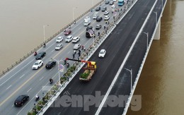 Cầu Vĩnh Tuy 2 thảm xong bê tông nhựa, thông xe cuối tháng 9