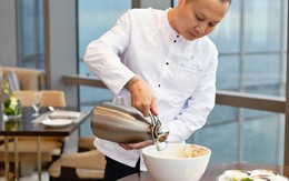 ‘Phở chọc trời’ hơn 4 triệu đồng lên cả CNN: Liệu có phải bát phở hấp dẫn nhất thế giới như bếp trưởng khẳng định?