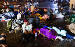 Nhiều người Maroc ngủ ngoài đường sau trận động đất thế kỷ