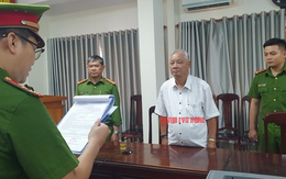 Tống đạt quyết định khởi tố nguyên Chủ tịch UBND tỉnh Phú Yên Phạm Đình Cự