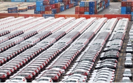 Ô tô nhập khẩu sụt giảm tháng thứ 3 liên tiếp