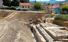Phát hiện ngôi đền La Mã 'cực hiếm' trên khu đất xây siêu thị ở Ý