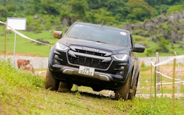 Tôi dành 3 ngày trải nghiệm Isuzu D-Max: ‘Nhiều điểm cộng, không đáng bị ế đến vậy’