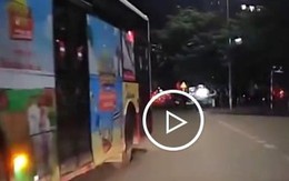 Tài xế xe buýt 29B-058.73 chèn ép người đi đường, hành xử côn đồ trên phố Hà Nội