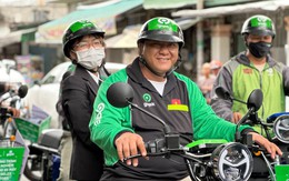 Đấu với SM Bike của ông Phạm Nhật Vượng, Gojek bắt tay Selex Motors thử nghiệm chở khách, giao hàng bằng xe máy điện