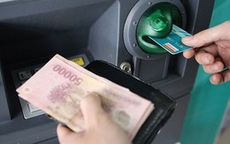 Tỷ lệ rút tiền mặt ATM thấp kỷ lục