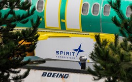 Boeing - 'Biểu tượng của nước Mỹ' sa sút chưa từng có: Hết giẻ vụn sót lại trong thùng nhiên liệu đến bu lông bánh lái bị lỏng, khách hàng sợ không dám bay