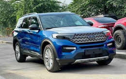 Ford Explorer đồng loạt giảm 440 triệu tại đại lý: Giá lần đầu dưới 2 tỷ, dễ cạnh tranh hơn với Hyundai Palisade