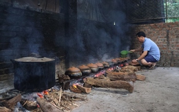 Người dân làng Vũ Đại bật mí bí quyết tạo nên nồi cá kho trứ danh