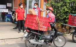 Chuyện shipper mỏi tay giao hàng trước thềm Tết Nguyên Đán Giáp Thìn