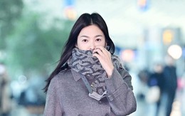 Song Hye Kyo đẹp tỏa sáng tại sân bay sang Pháp, mặt mộc chuẩn "nữ thần" ở tuổi 42 khiến công chúng xuýt xoa