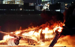 Japan Airlines thiệt hại hơn 100 triệu USD do vụ va chạm gây cháy máy bay