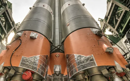 Bức ảnh quyền lực: Tên lửa Nga lọt vào ống kính của "tay bắn tỉa" NASA