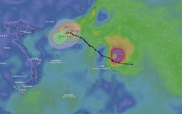Bão số 8 suy yếu, gần Biển Đông thêm bão rất mạnh