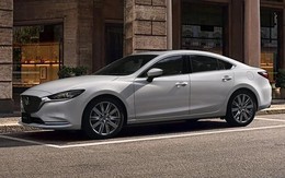 Mẫu sedan có giá hấp dẫn nhất phân khúc: Bám đuổi Camry sát nút, đang được giảm giá