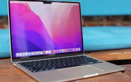 Người dùng lũ lượt rao bán MacBook đời cũ vì sợ mất giá