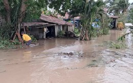 Bão Yinxing đổ bộ vào Philippines, mang theo gió mạnh và mưa lớn