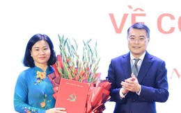Bà Nguyễn Thị Tuyến và ông Nguyễn Quang Đức thôi làm nhiệm vụ đại biểu HĐND TP. Hà Nội khóa XVI Bà Nguyễn Thị Tuyến và ông Nguyễn Quang Đức thôi làm nhiệm vụ đại biểu HĐND TP. Hà Nội khóa XVI