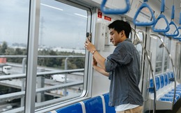 Bạn trẻ nô nức đi metro, chia sẻ những điều được thấy từ toa tàu trên cao: "Một TP.HCM thật khác!"