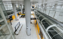 Ngỡ ngàng khung cảnh bên trong Metro số 1 trong những ngày người dân được trải nghiệm: "Còn hơn trong phim"