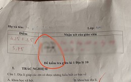 Phụ huynh Hà Nội đăng tải bài kiểm tra cùng lời phê giáo viên "thiếu chuẩn mực", ai ngờ hội cha mẹ vào khen nức nở