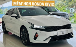 Kia K5 thanh lý còn từ 784 triệu tại đại lý, xe hạng D rẻ hơn cả Honda Civic hạng C bản tiêu chuẩn Kia K5 thanh lý còn từ 784 triệu tại đại lý, xe hạng D rẻ hơn cả Honda Civic hạng C bản tiêu chuẩn